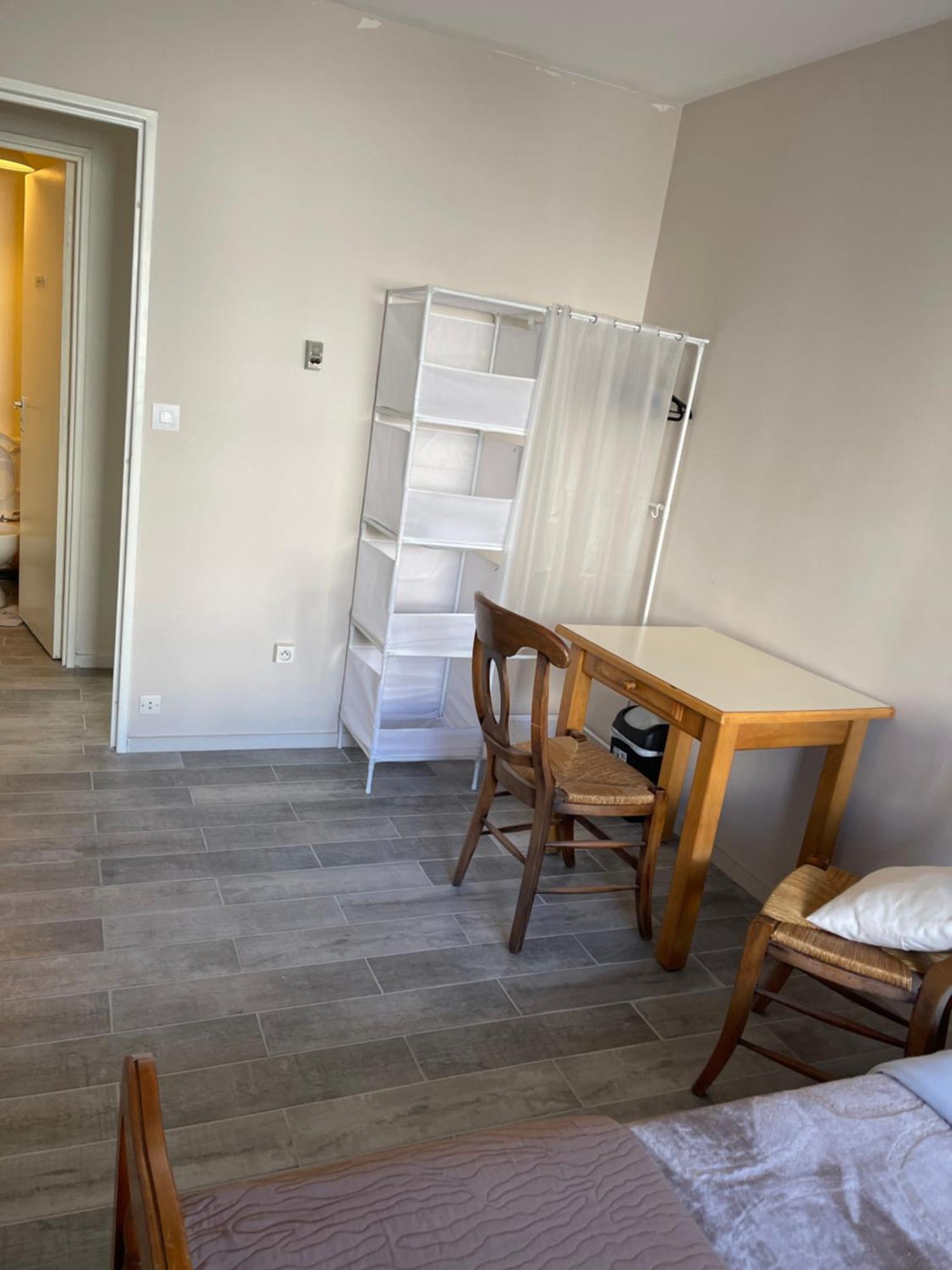 Appartement 3 Pieces Pour 1 A 5 Voyageurs Rillieux-la-Pape Экстерьер фото
