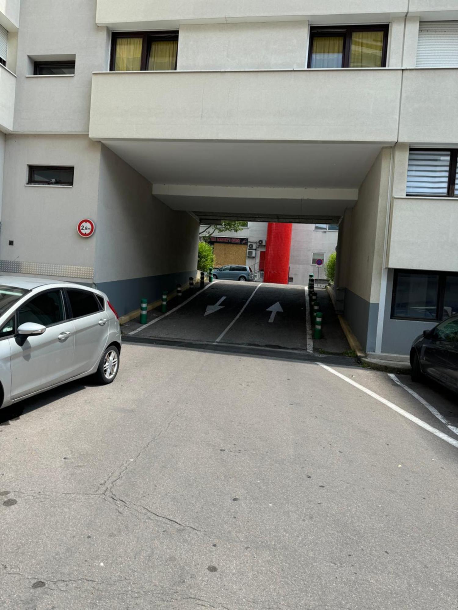 Appartement 3 Pieces Pour 1 A 5 Voyageurs Rillieux-la-Pape Экстерьер фото