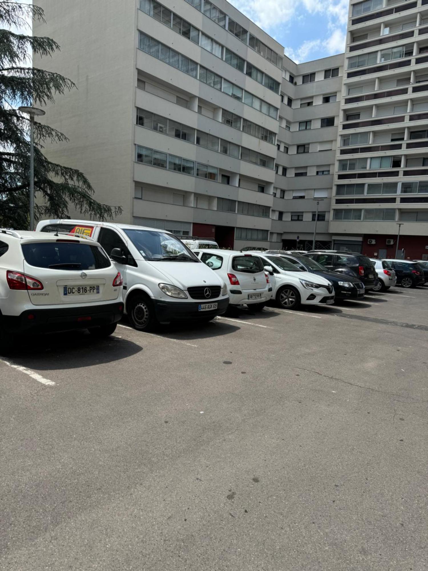 Appartement 3 Pieces Pour 1 A 5 Voyageurs Rillieux-la-Pape Экстерьер фото